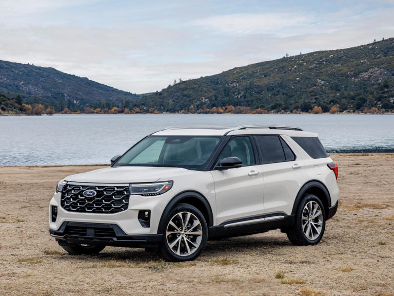 2025 Ford Explorer SUV offers redesigned interior, handsfree highway