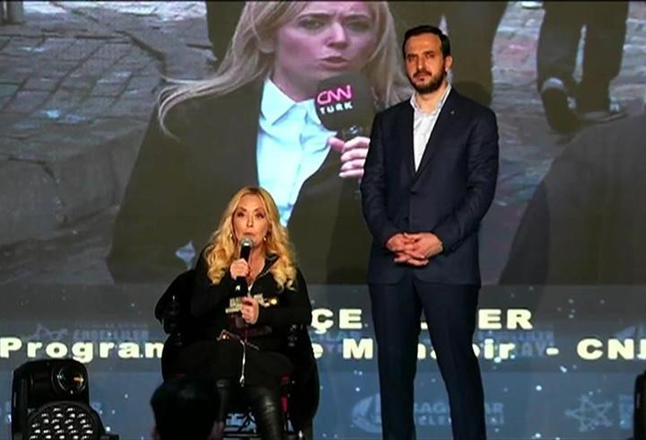 cnn türk muhabiri gökçe tümer'e 5. engelsiz mikrofon radyo ödülleri'nde jüri özel ödülü