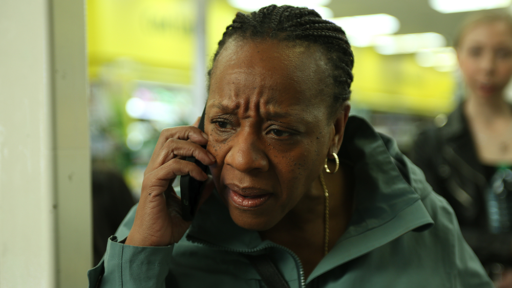 mike leigh reunites with ‘secrets & lies' star marianne jean-baptiste on ‘hard truths,' reveals first look