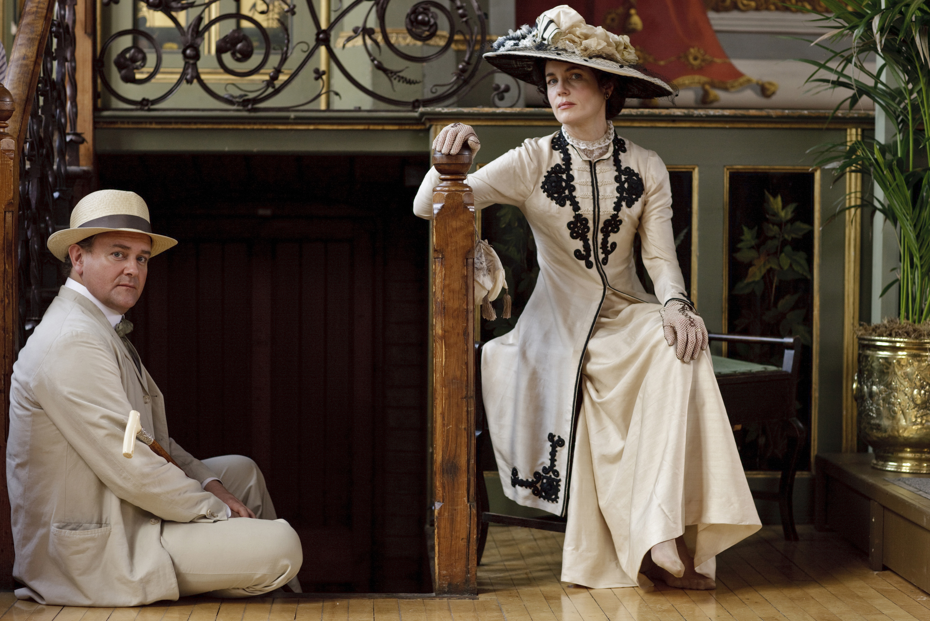 <p>Cora Crawley, Countess of Grantham (played by Elizabeth McGovern) wore clothing with an Edwardian-era influence back in 1913-1914 at a garden party she and her husband (played by Hugh Bonneville) hosted on grounds of their Downton Abbey estate during season 1 of the hit PBS drama.</p>