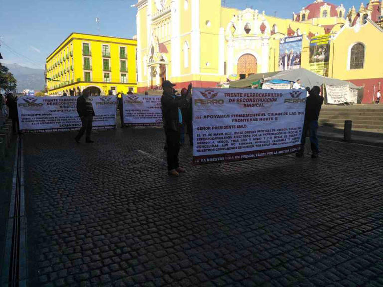 Protesta de los ferrocarrileros en Oaxaca. | Foto: Especial|Protesta de los ferrocarrileros en Oaxaca. | Foto: Especial