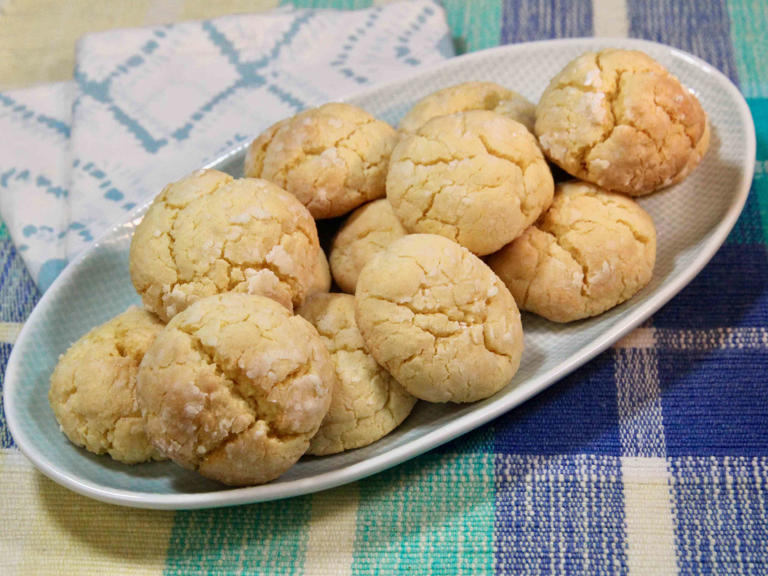 Our 12 Best Cake Mix Cookie Recipes Are a Lazy Baker's Dream