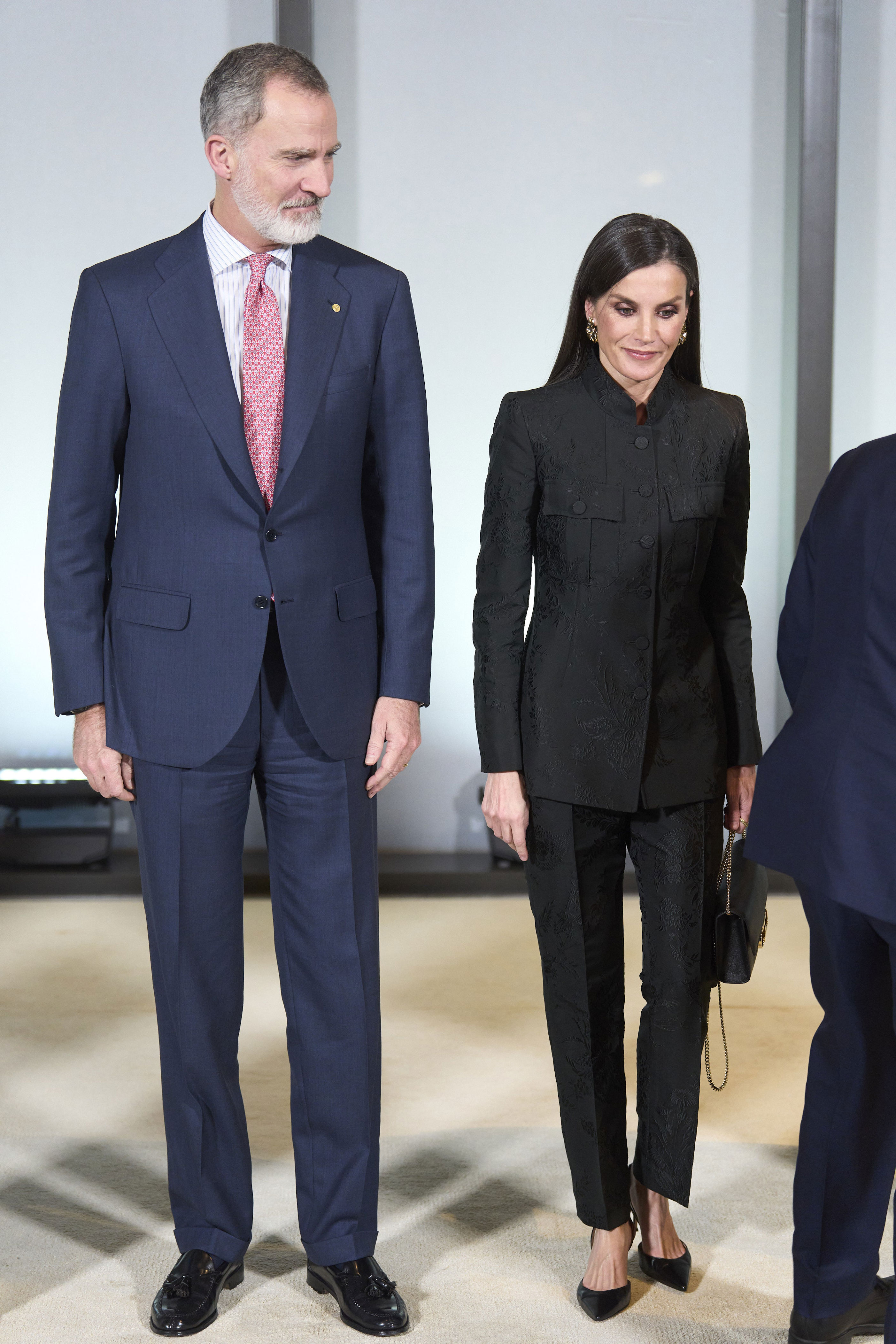 letizia ortiz con una americana de cuello mao desbanca a la austríaca como la chaqueta más importante de 2024