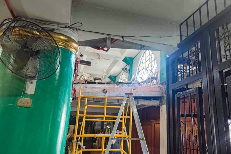 iglesia colapsa durante la misa de miércoles de ceniza, hay un muerto y 50 heridos