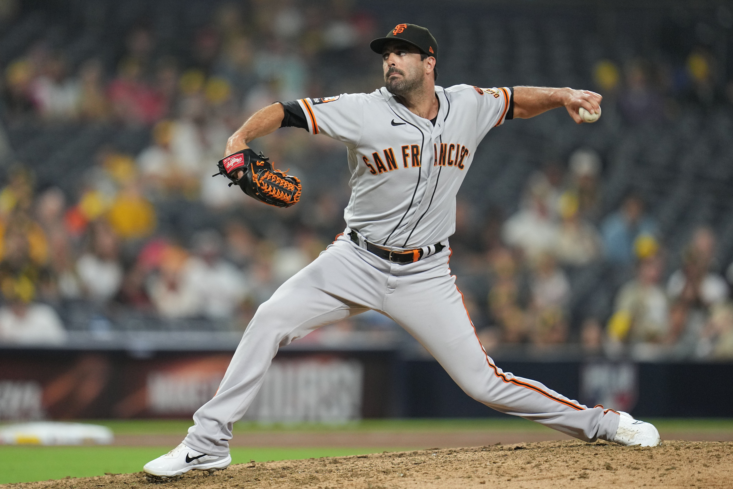 lefty becomes third pitcher to head from sf to oakland this offseason