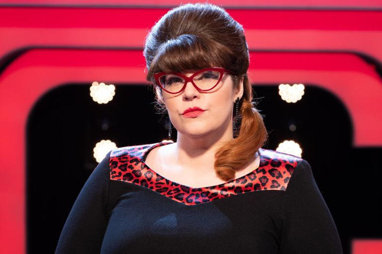 Itv The Chase Fans Missing Out On Unaired Scenes As Jenny Ryan