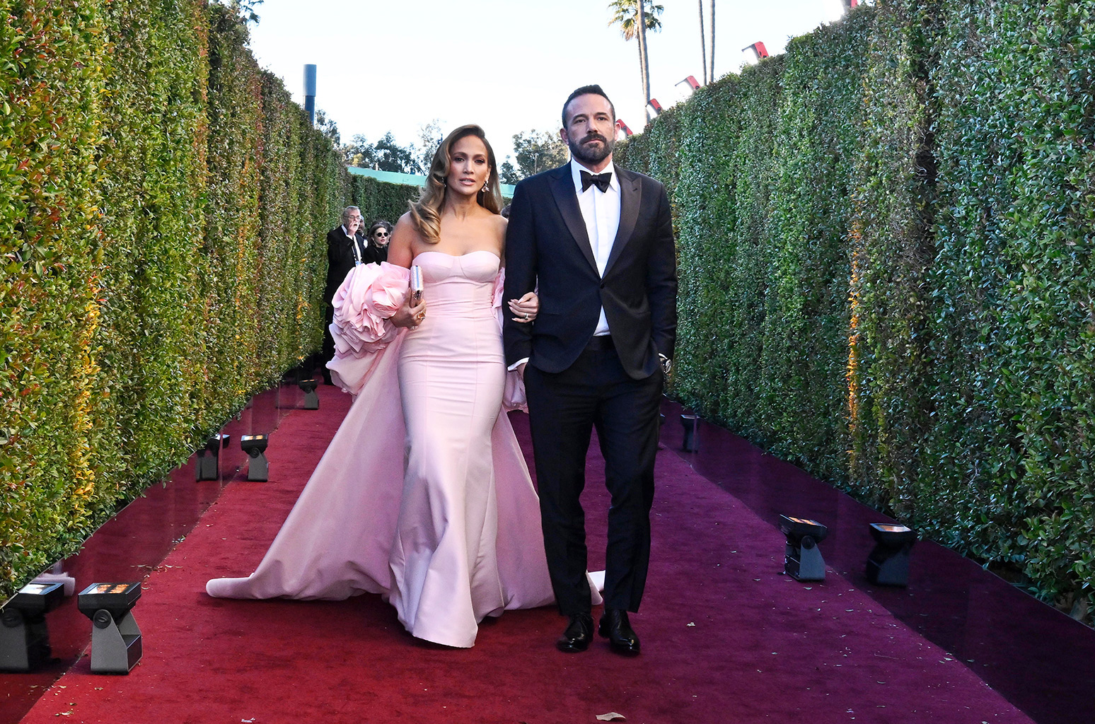 amazon, jennifer lopez sets the record straight about when she & ben affleck actually broke up in 2004