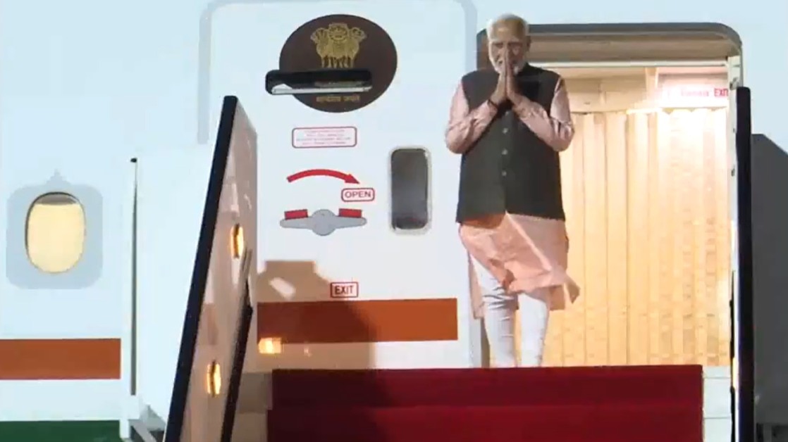 pm modi arrives in doha after 8 navy veterans freed, to meet qatar's emir