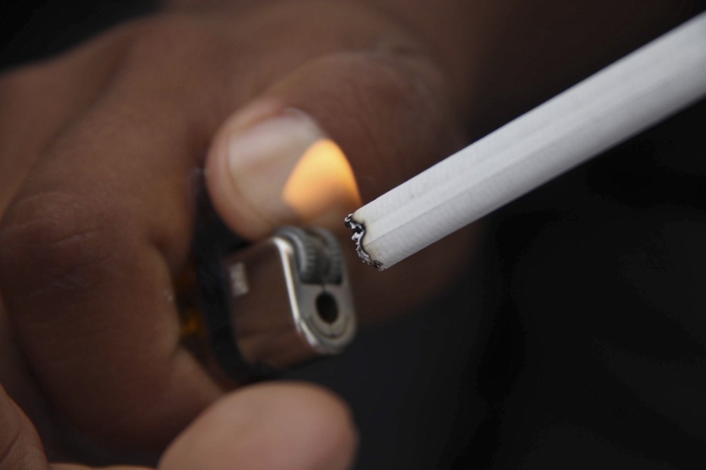 revelan daño prolongado del tabaquismo en sistema inmune de ex fumadores