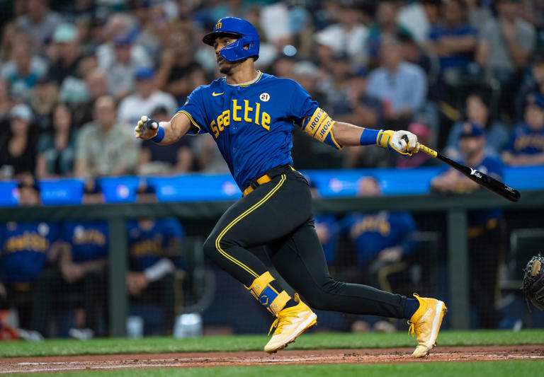 In MLB jersey controversy, cheaplooking new duds cause a stir across