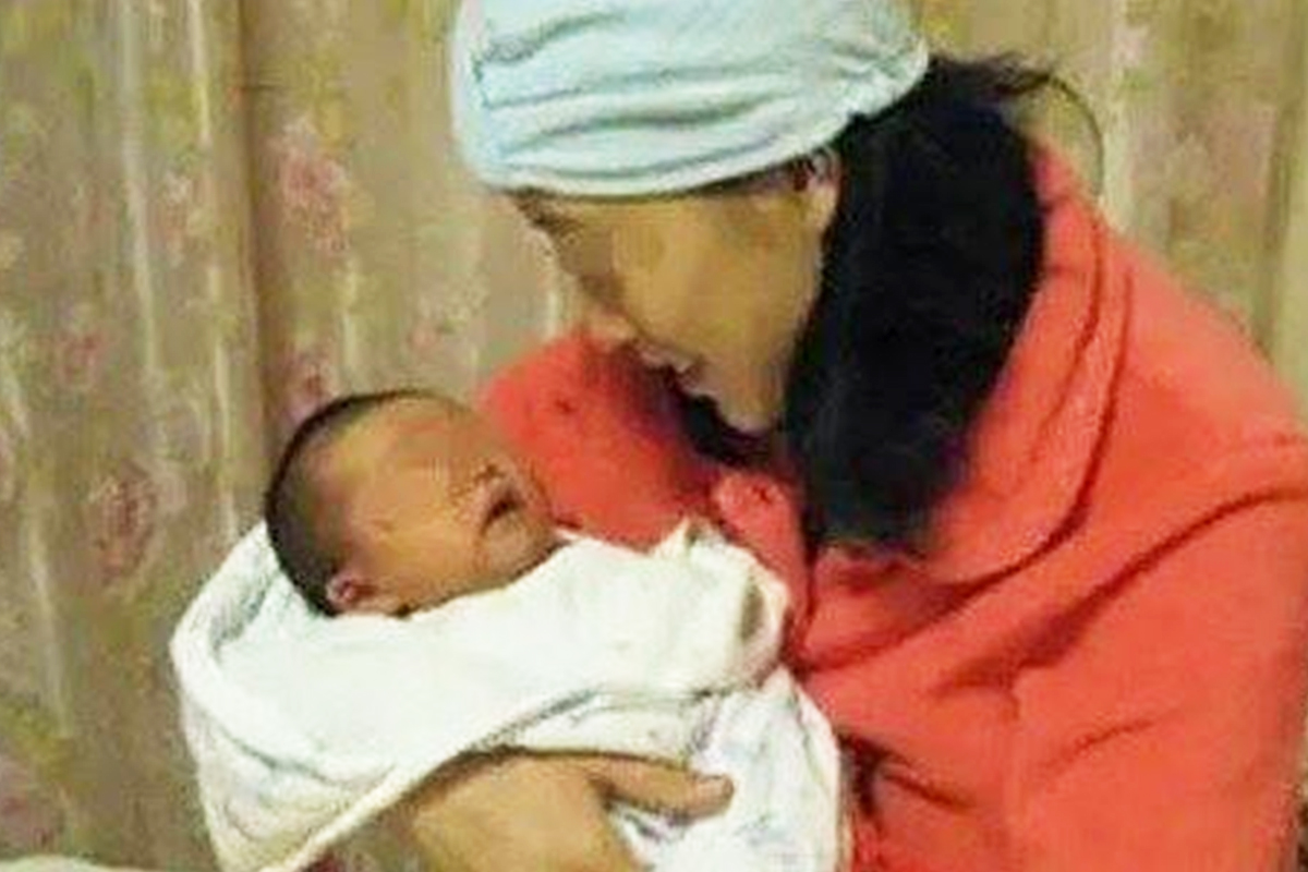 생후 6일 만에 멀쩡한 ‘손가락 절단’한 갓난아기, 엄마 오열 (+충격 이유)