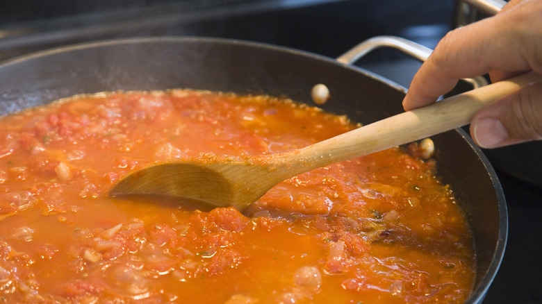 10 common mistakes people make with tomato sauce