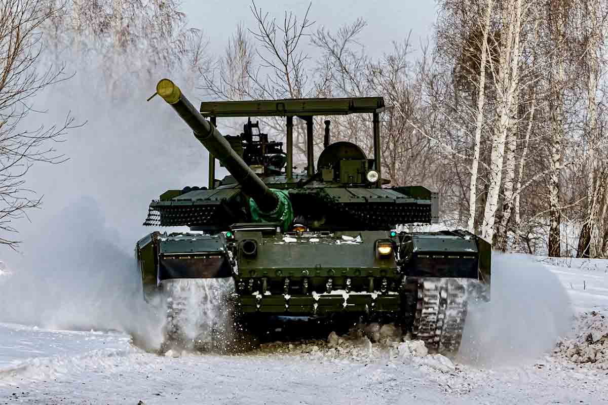 vídeo: exército russo recebe novo lote de tanques t-80bvm atualizados