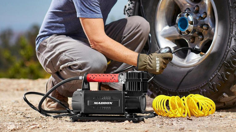 5 Harbor Freight Finds Useful For Repairing A Flat Tire