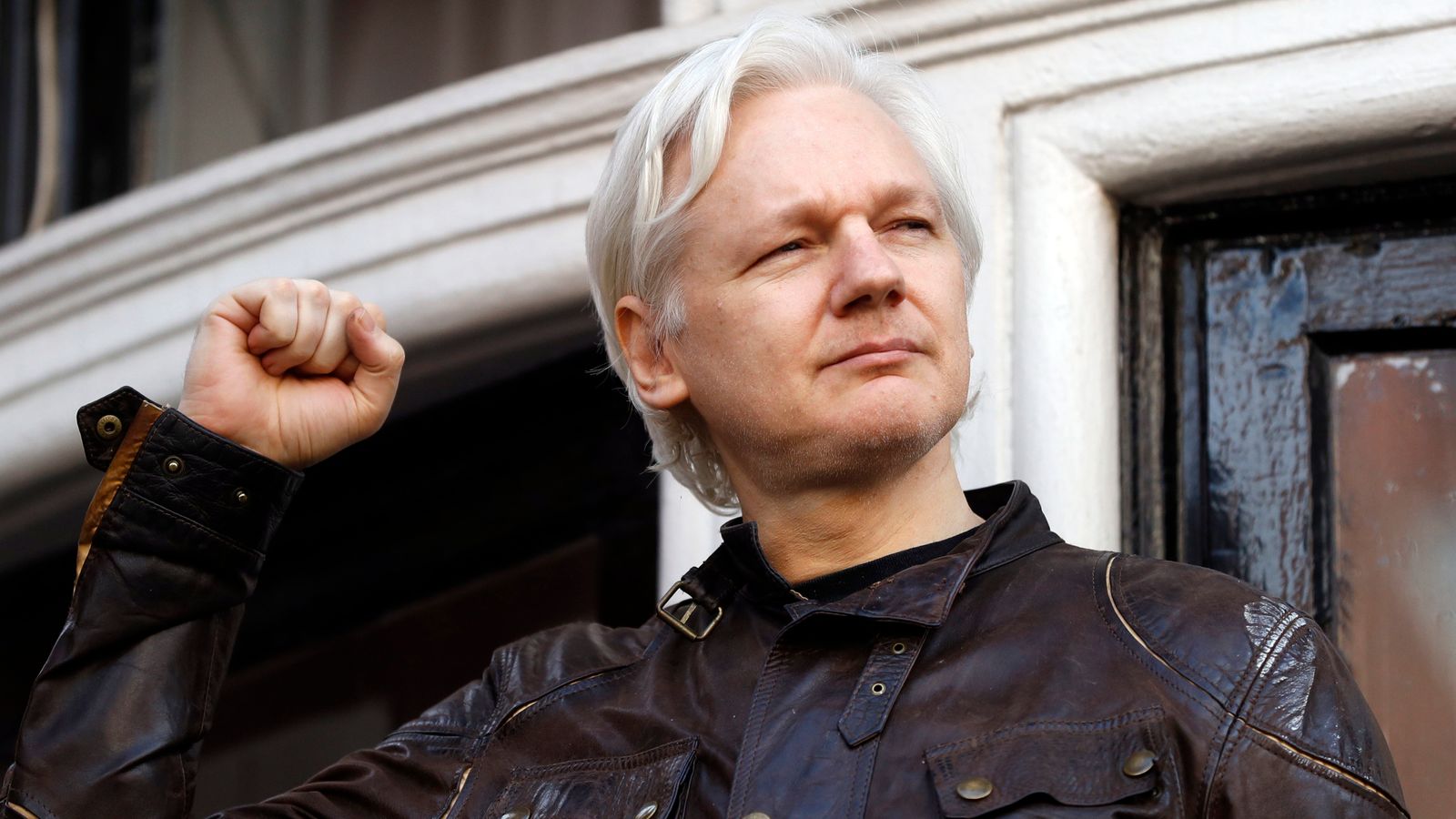 australian parliament calls for release of julian assange