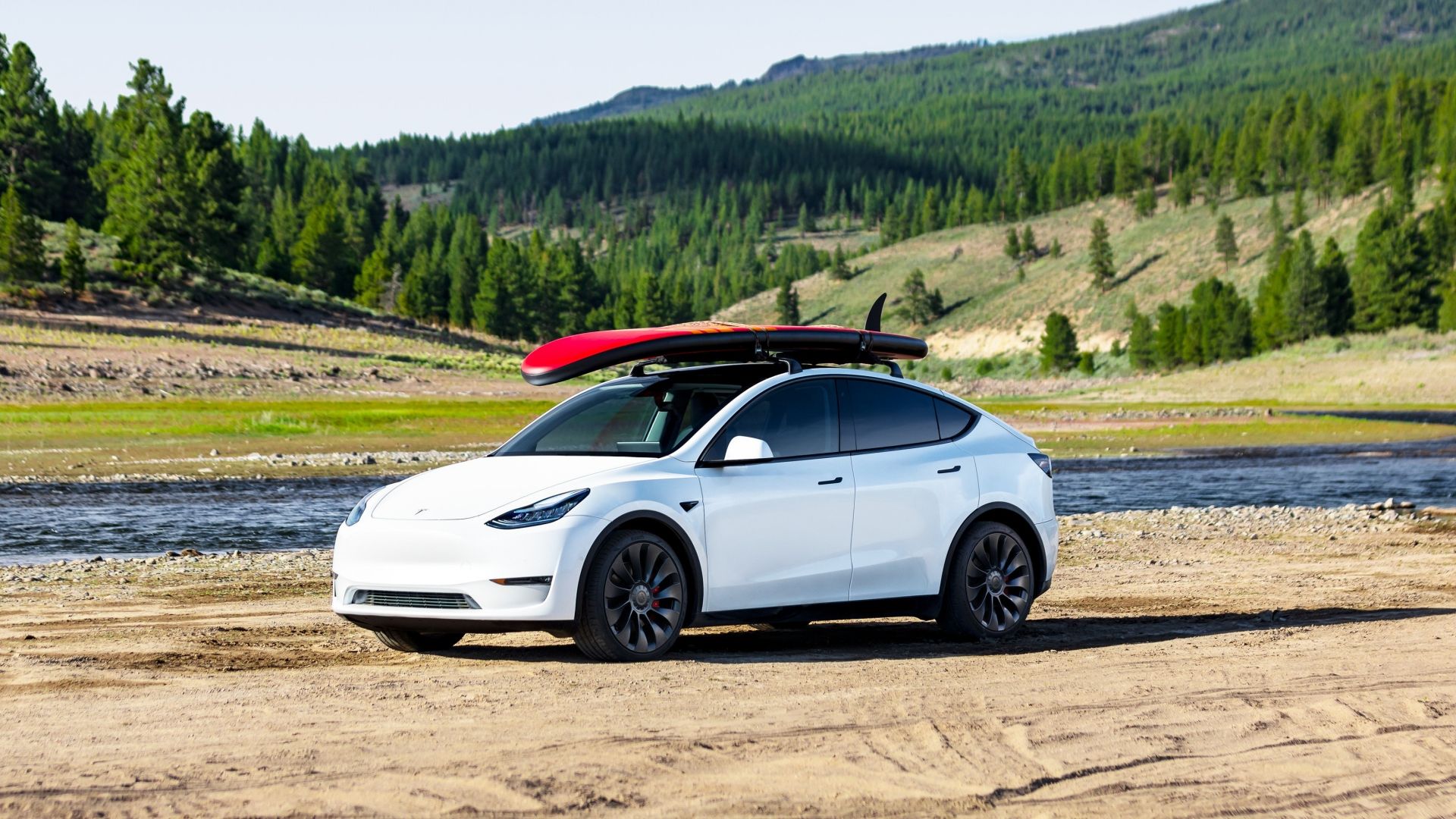here's why tesla has announced a temporary price cut on the model y