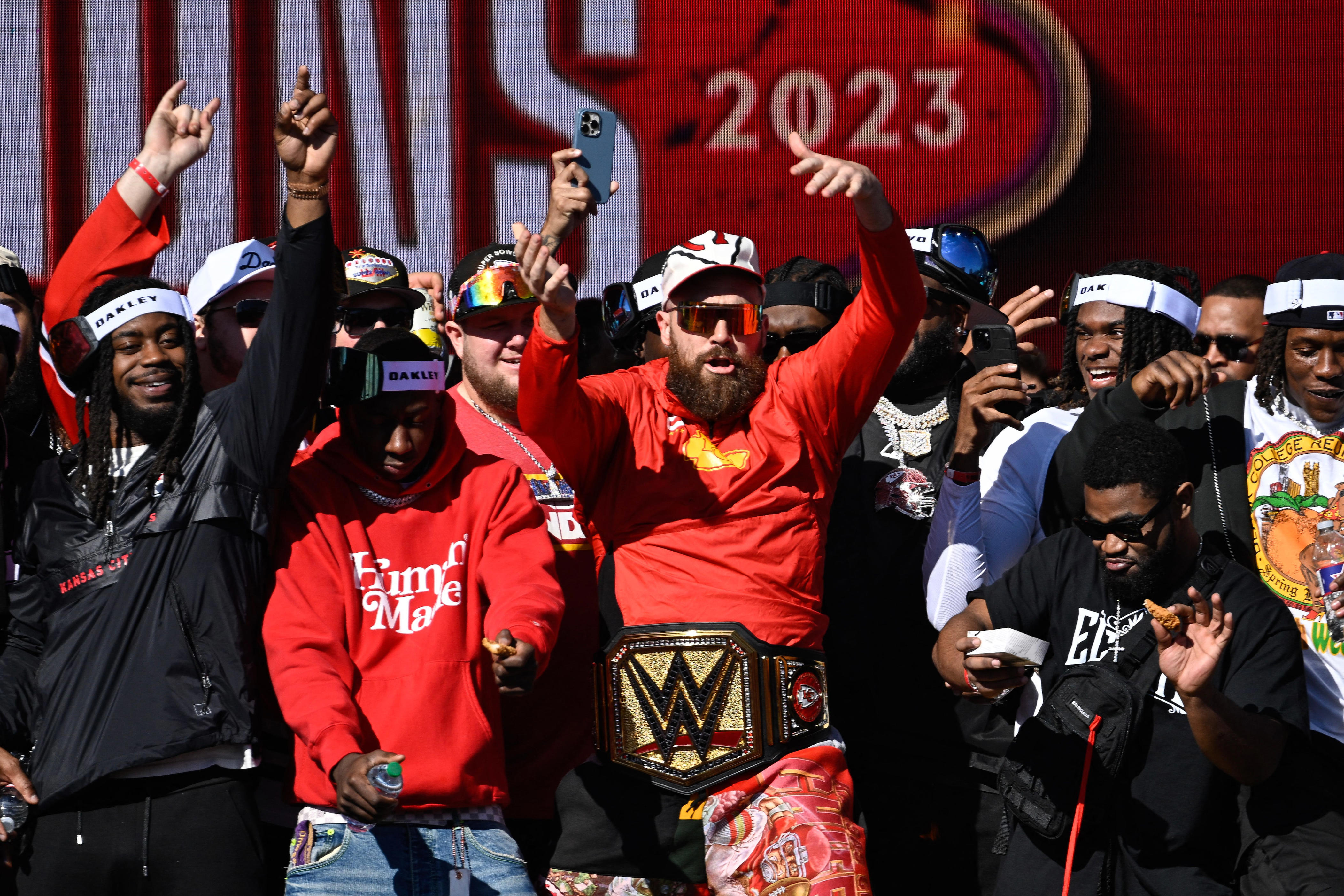 Chiefs Parade Shooting: Here's Everything That's Been Reported So Far ...