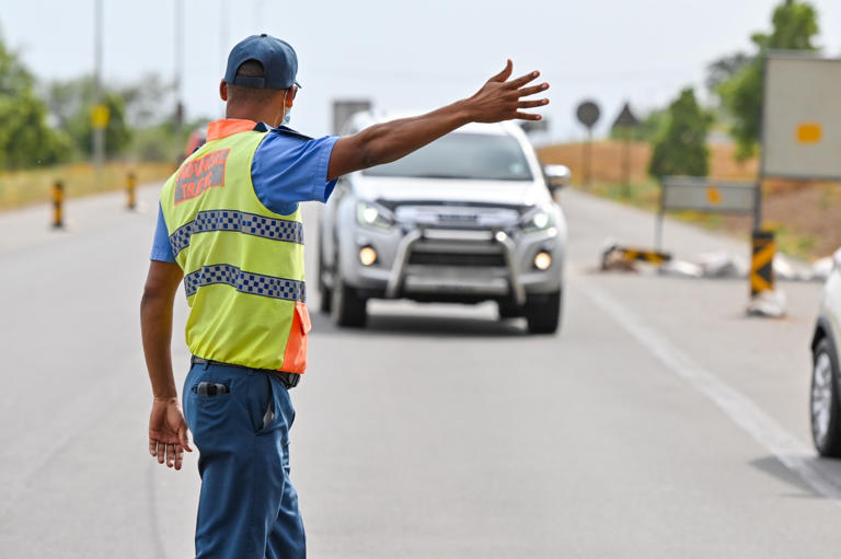 When should Gauteng motorists re-register for new licence plates?