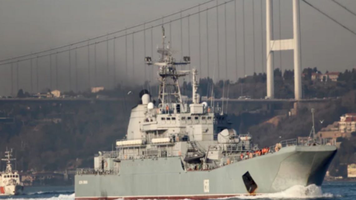 ucrania hundió otro buque de guerra ruso
