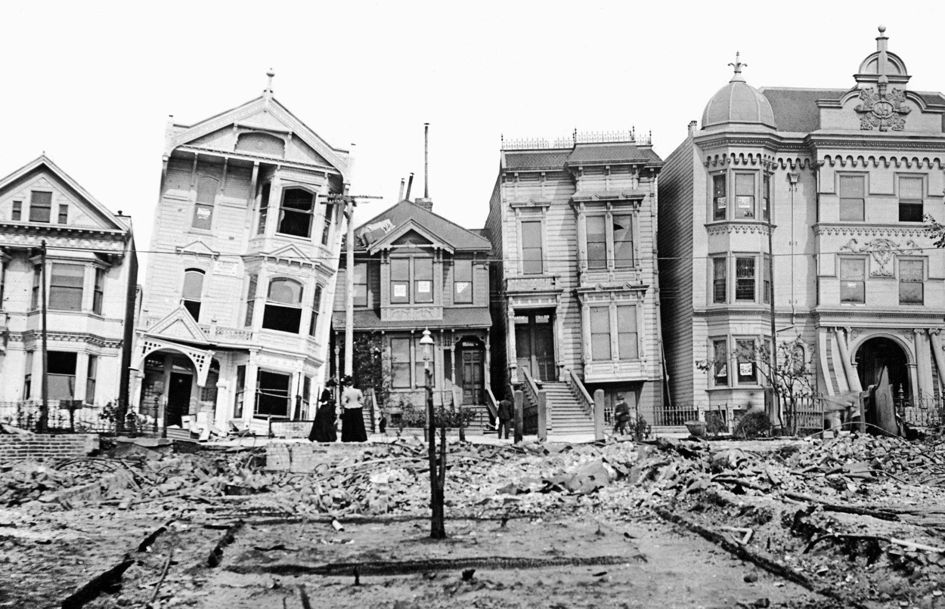 118 Years Ago: Unbelievable Images Of The 1906 San Francisco Earthquake