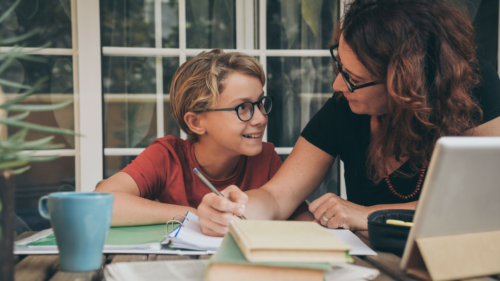 image credit: Fabio Principe/Shutterstock <p><span>Unbeknownst to many parents, not all school districts nationwide rely on phonics as the main thrust of reading instruction, and student achievement is astoundingly low nationwide. A bill in the CA legislature seeks to address this disparity by forcing the adoption of phonics in reading instruction.</span></p>