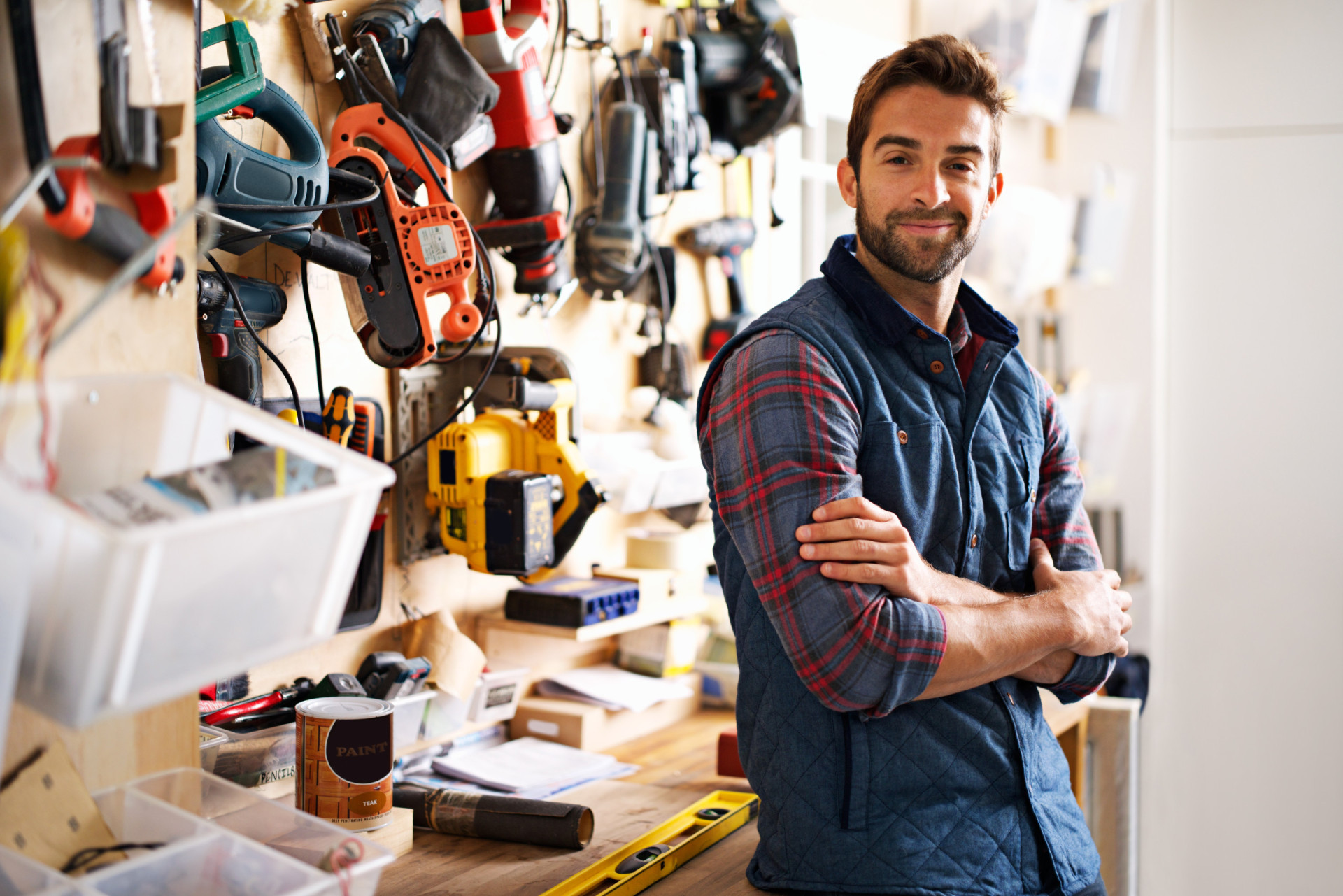 <p>Starting a handyman business can be highly profitable for anyone with repair skills. Your duties can include formwork, carpentry, and electrical work.</p><p>You may also like:<a href="https://www.starsinsider.com/n/279719?utm_source=msn.com&utm_medium=display&utm_campaign=referral_description&utm_content=670061en-en"> Actors who didn't make it until later in their lives</a></p>