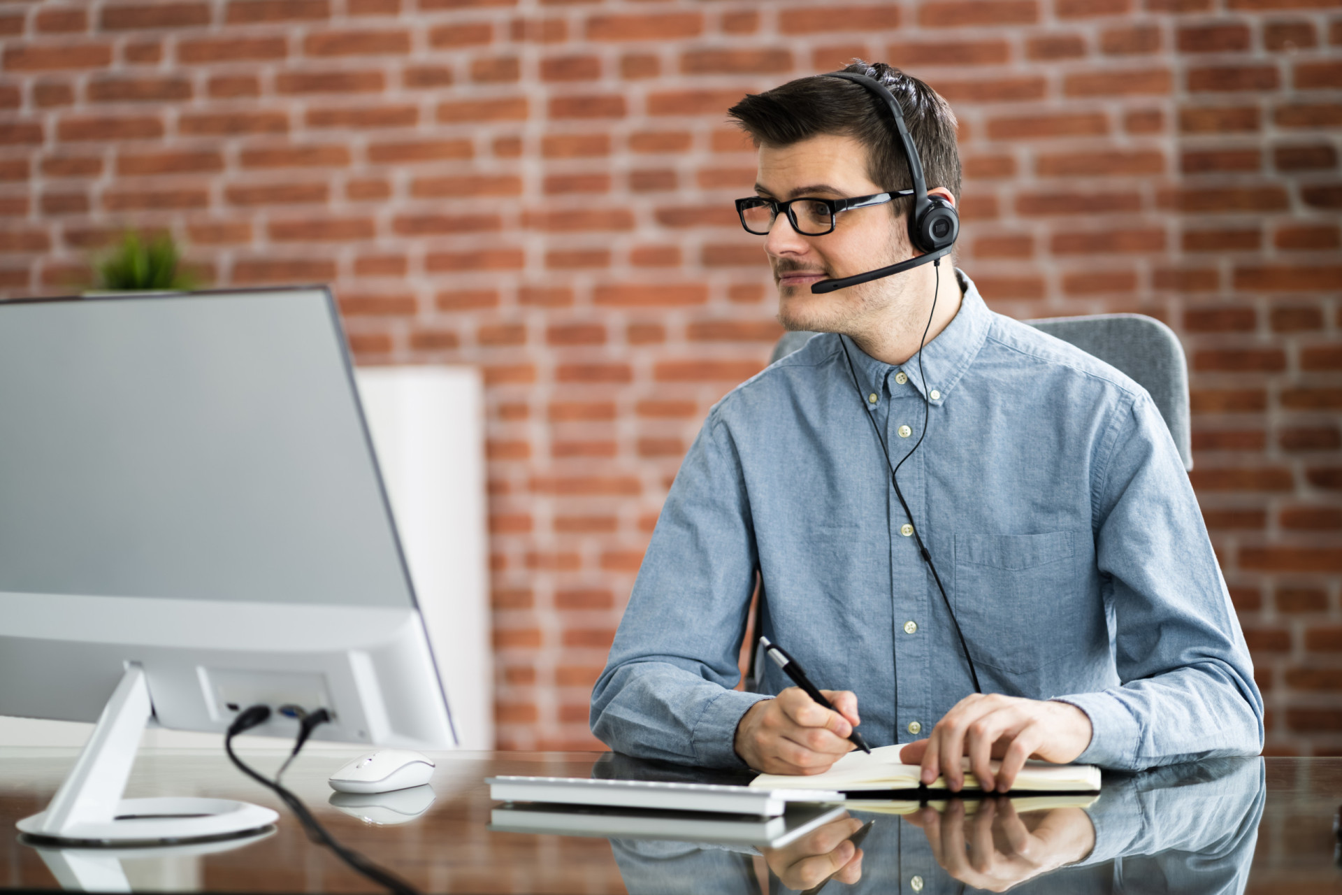 <p>A virtual assistant specializes in offering administrative services to clients from a remote location, usually a home office. Typical tasks include scheduling appointments, making phone calls, making travel arrangements, and managing email accounts.</p><p>You may also like:<a href="https://www.starsinsider.com/n/456520?utm_source=msn.com&utm_medium=display&utm_campaign=referral_description&utm_content=670061en-en"> Stars who were rejected from 'Saturday Night Live'</a></p>