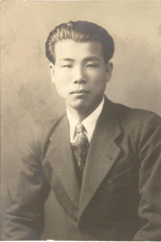 1942년경 도쿄제대 대학원 시절의 김수경 