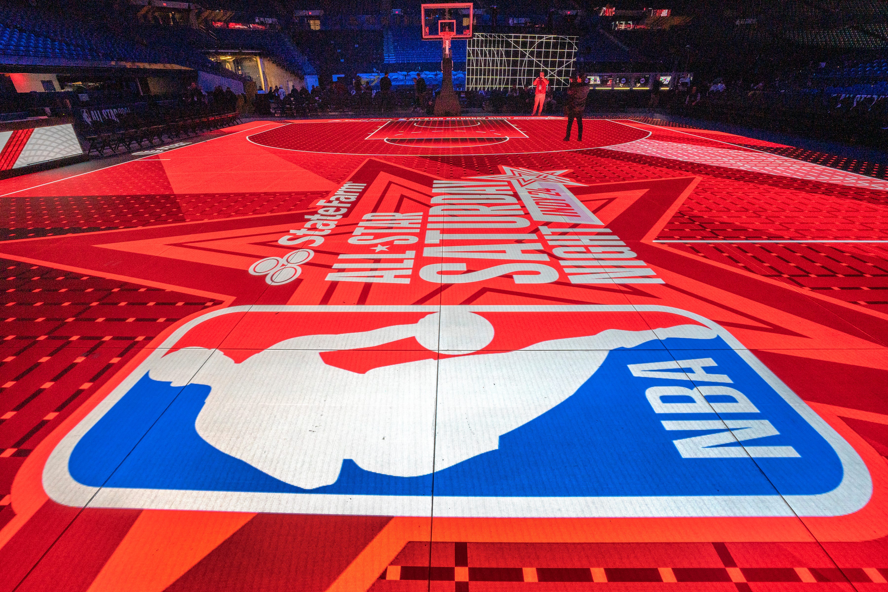 Here S What NBA Fans Thought Of The LED Court At The 2024 All Star Game   BB1ilpEB.img