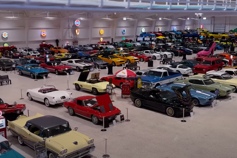 Video Florida Man Presents Over 440 Collector Vehicles in Private