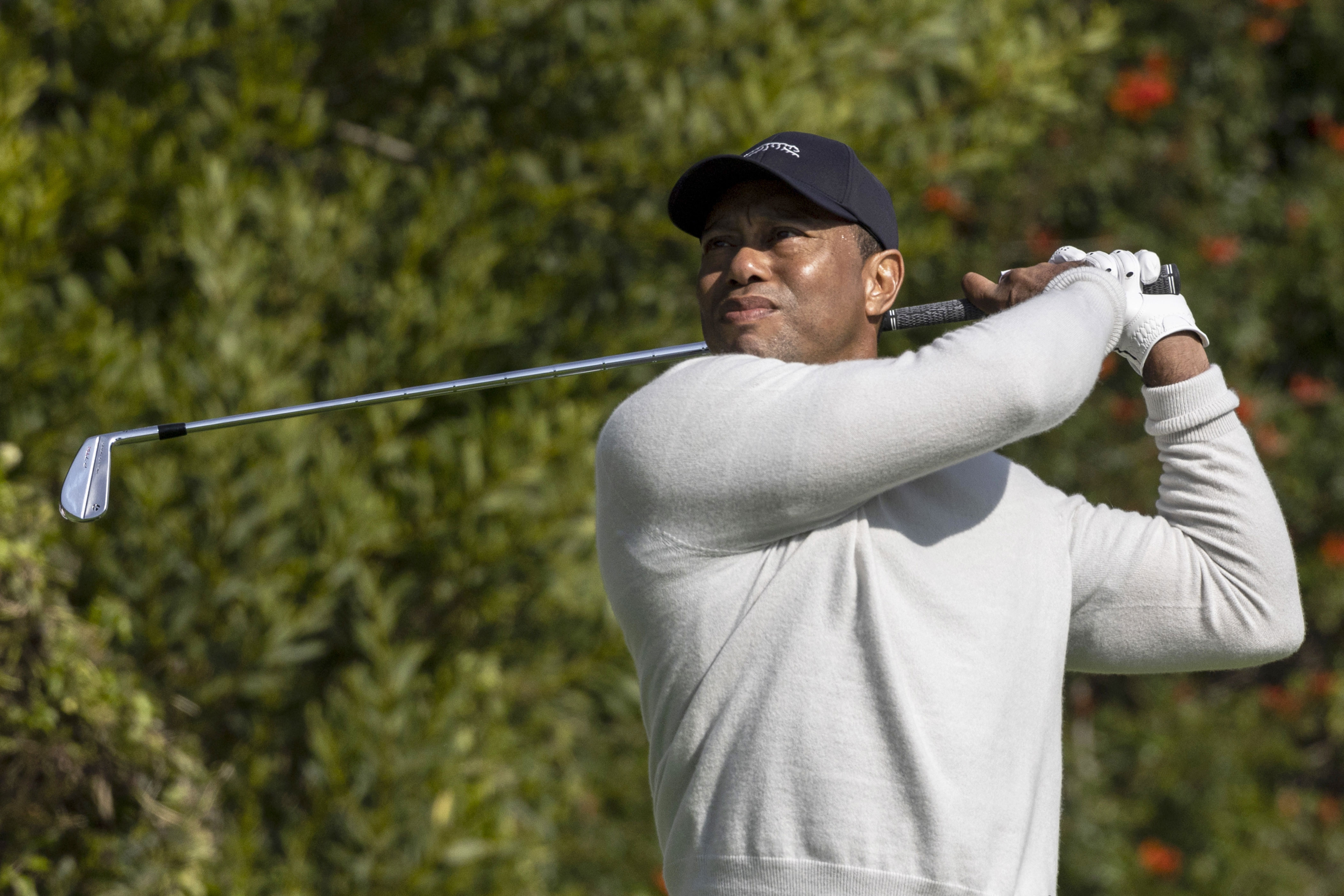 tiger woods returns (with a 72), and the day feels like an old classic