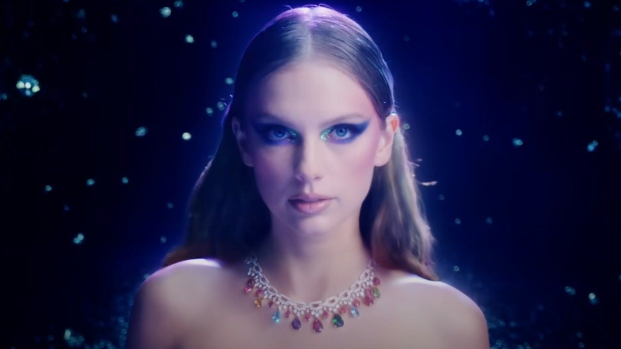 <p>                     “Bejeweled” is all about Taylor Swift getting her sparkle back after having her light snuffed out. While she was willing to change and hide a bit, now she’s ready to “reclaim the land,” and as she says “I miss you, but I miss sparkling.”                    </p>
