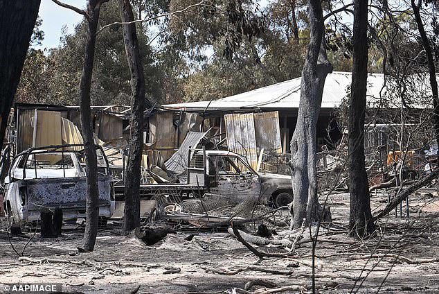 Victorian bushfires: Destroyed homes in Pomonal rises to 44 - as ...