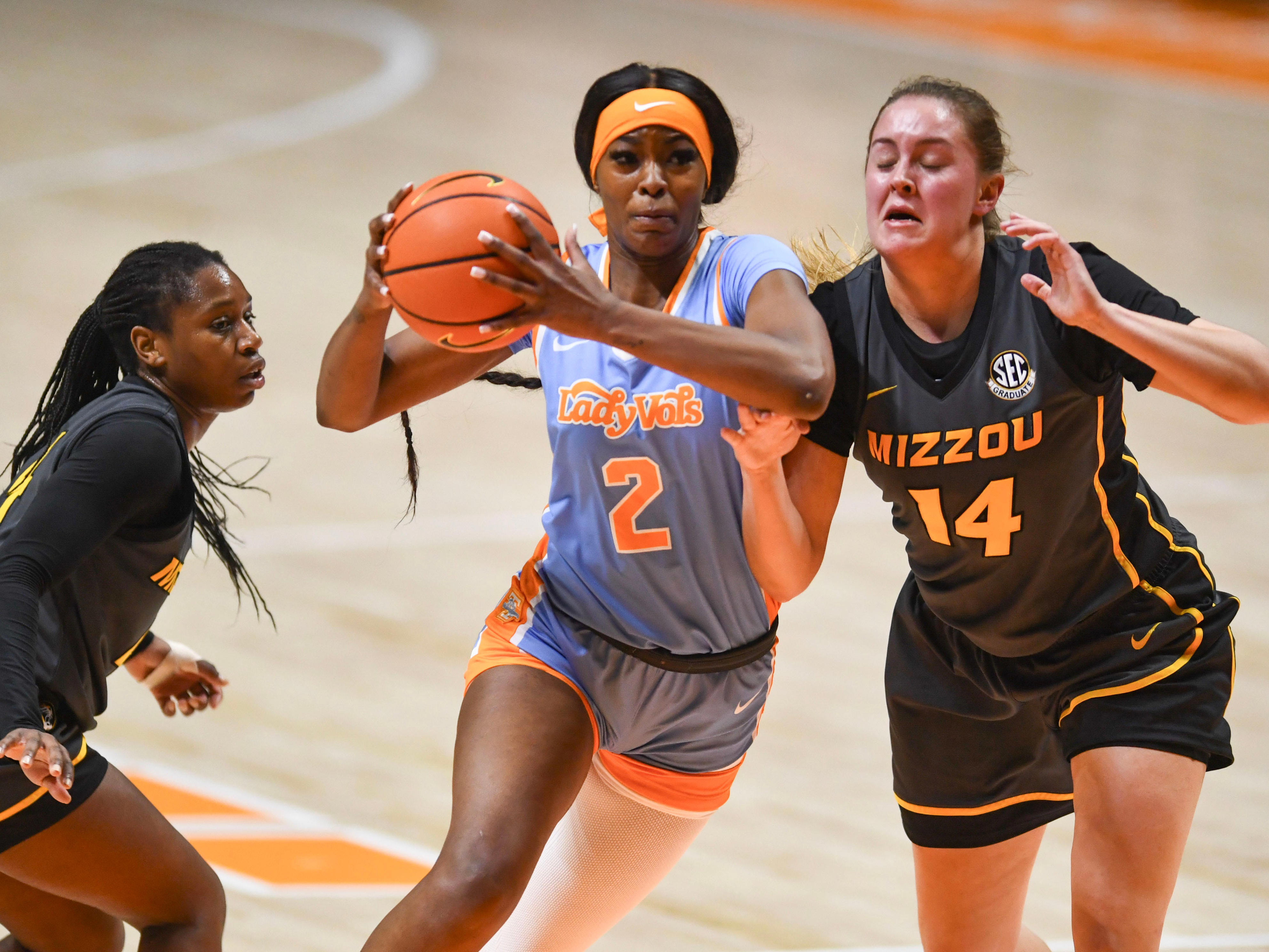 South Carolina's Depth Wears Lady Vols Down In Fourth Quarter To Beat ...