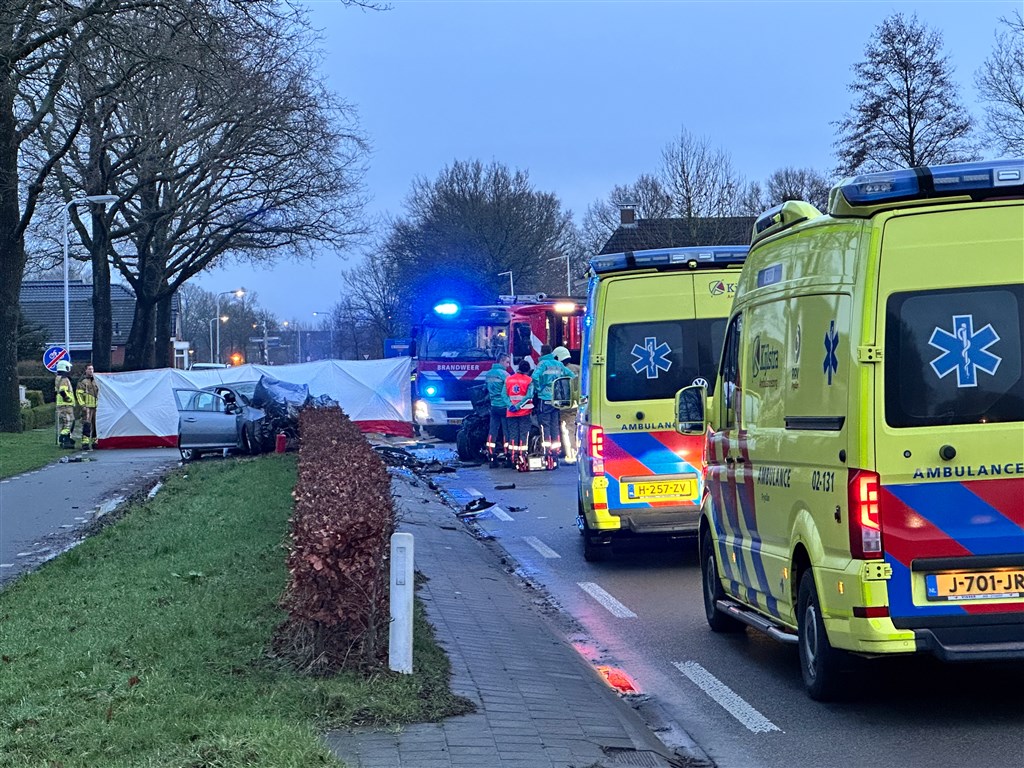 Slachtoffers Dodelijk Ongeluk Friesland Waren 72, 71 En 34 Jaar Oud