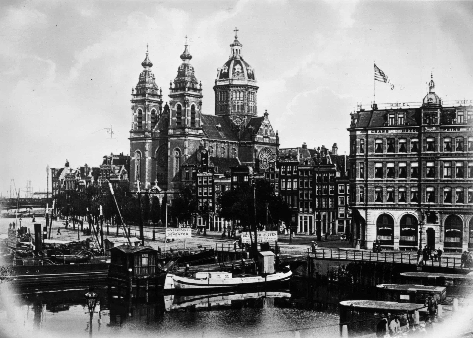 <p>This photo, taken in 1885, shows the church of St Nicholas in all its black-and-white glory.</p> <p>For something more modern, check out these amazing <a href="https://uk.starsinsider.com/lifestyle/239592/photos-you-wont-believe-were-taken-with-a-cell-phone">photos that were taken on a cell phone</a>. </p><p><a href="https://www.msn.com/en-us/community/channel/vid-7xx8mnucu55yw63we9va2gwr7uihbxwc68fxqp25x6tg4ftibpra?cvid=94631541bc0f4f89bfd59158d696ad7e">Follow us and access great exclusive content every day</a></p>
