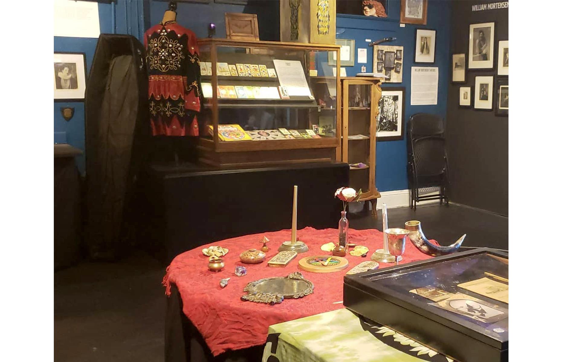 Raymond Burr’s Death Unveiled: How the Legendary Star’s Cause of Death Shaped a Hollywood Legacy