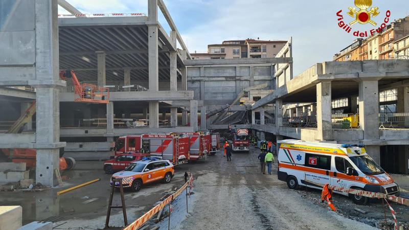 italie : trois morts et deux disparus après un effondrement sur un chantier à florence