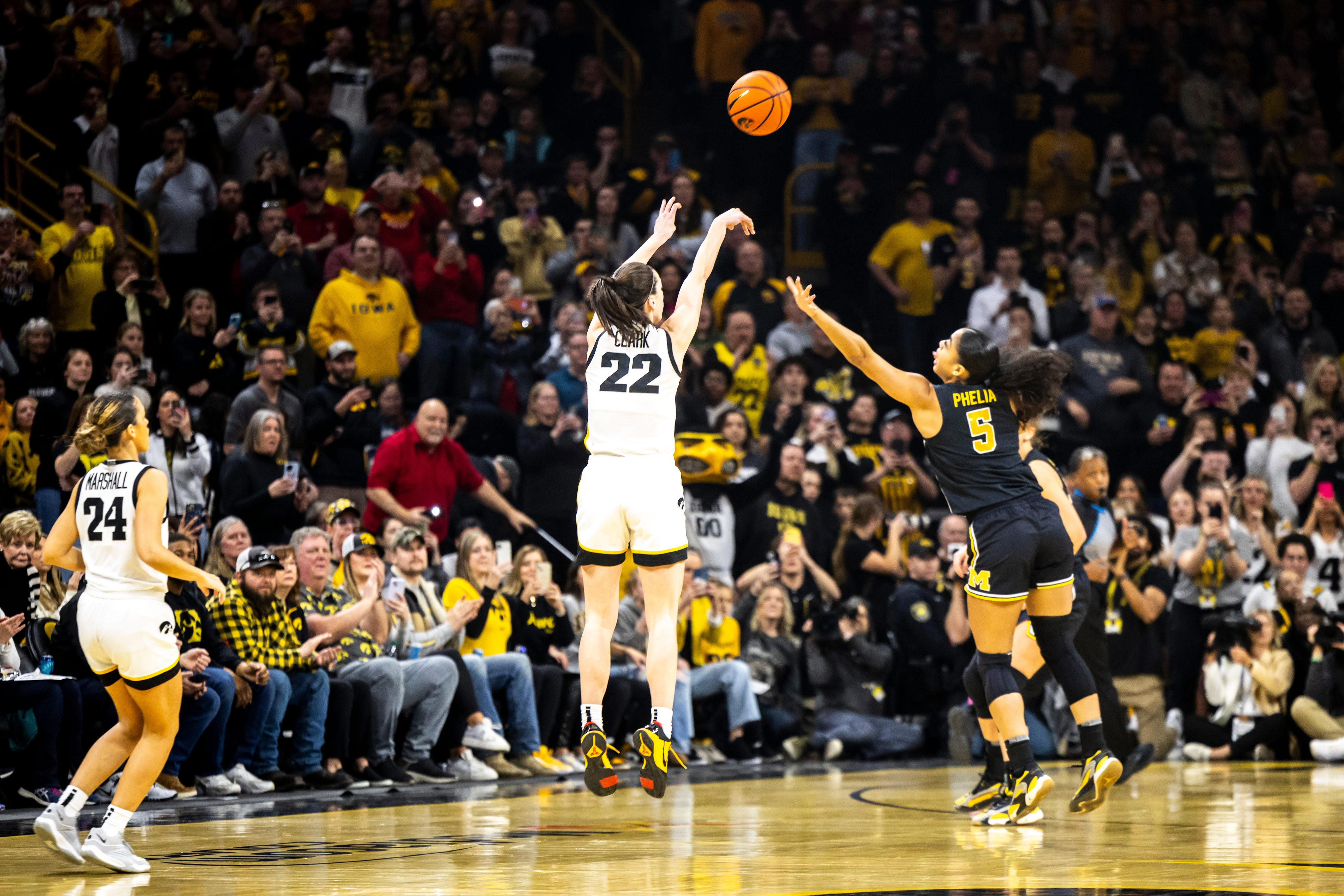 Watch Caitlin Clark’s Historic 3-point Logo Shot That Broke The Women's ...