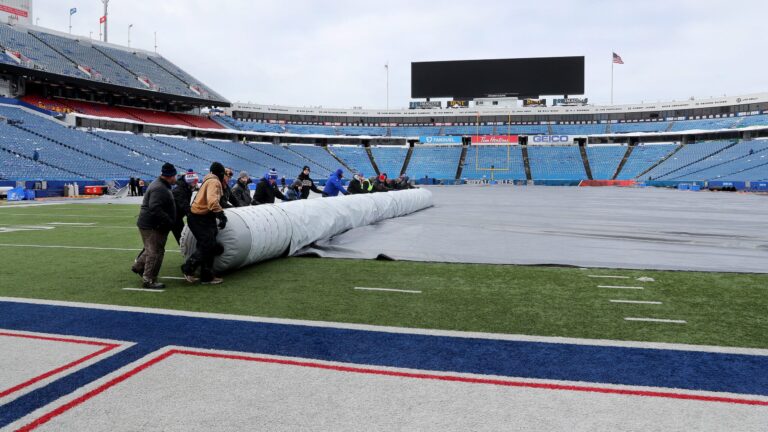 Ranking the Top 5 Most Memorable NHL Outdoor Games