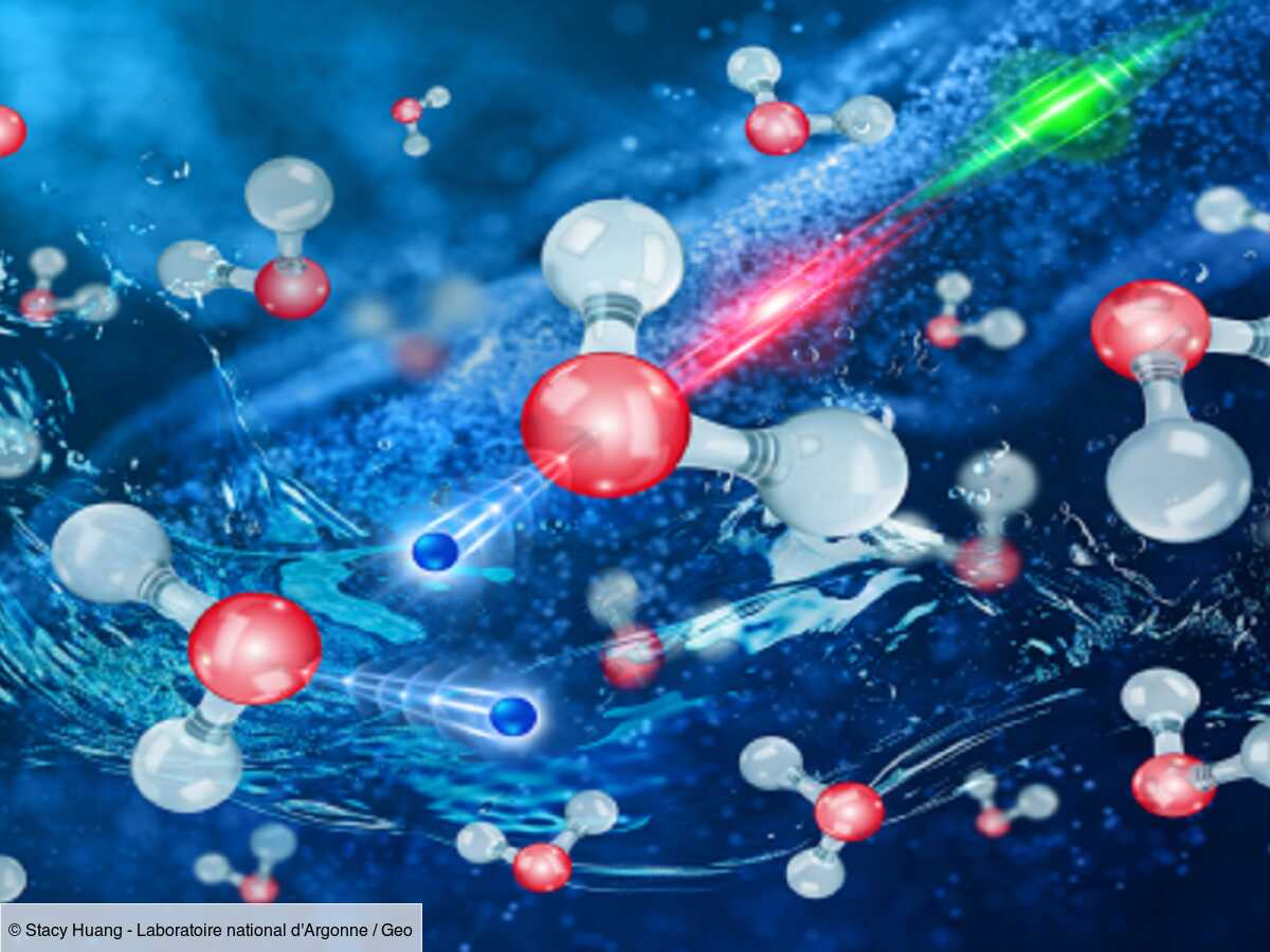 une première : des scientifiques figent des atomes pour observer le mouvement des électrons dans l'eau liquide