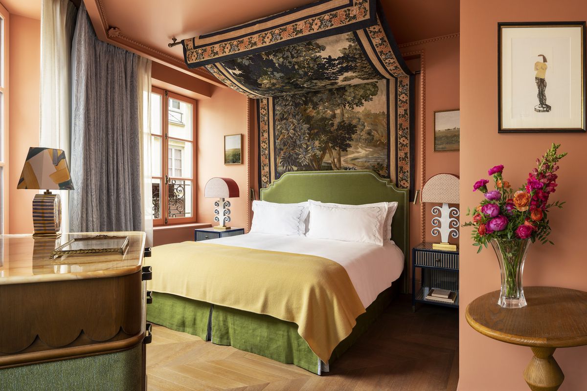 These Charming Boutique Hotels in Paris Are as Pretty as a Picture