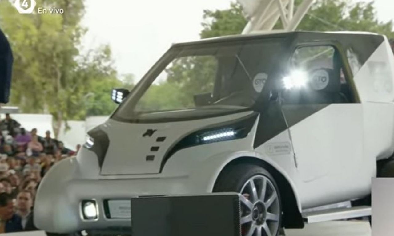 el tesla del bajío: así es el carro eléctrico 100% mexicano hecho en guanajuato