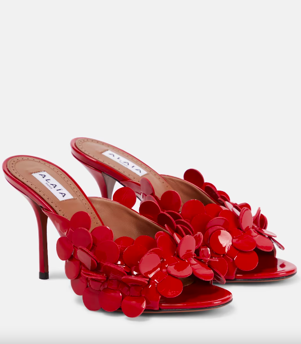 κόκκινα παπούτσια: η it-girl approved τάση που έχει την προσοχή μας