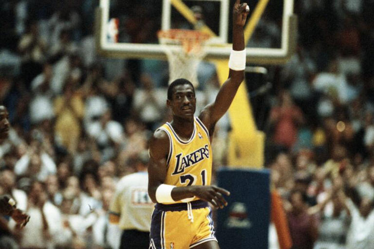 Magic Johnson raves about Michael Cooper making Hall of Fame