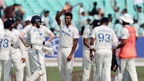 r ashwin's withdrawal leaves india with 10 players for 3rd test vs england: what icc rules say about substitute fielder