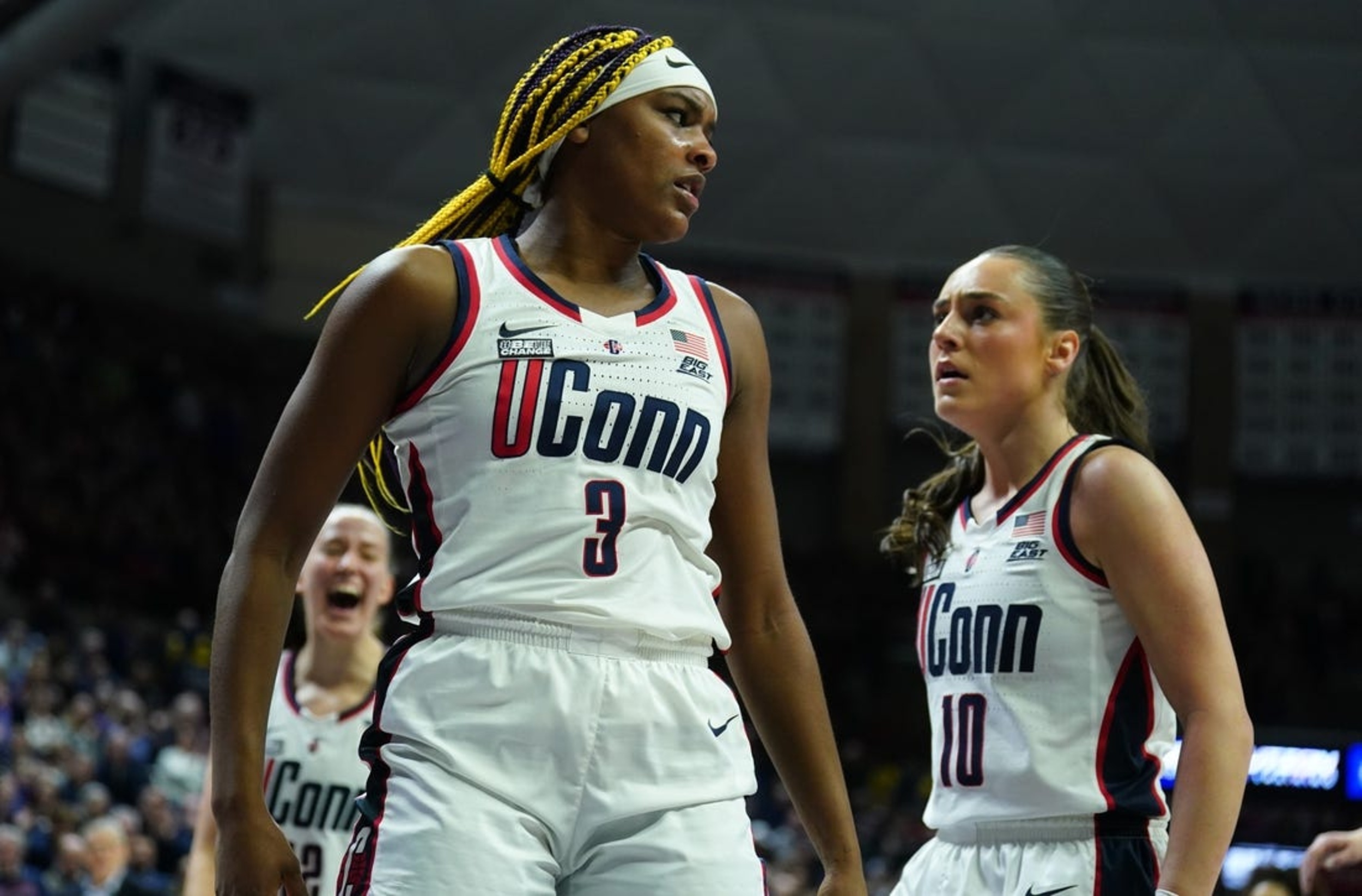 Women's Top 25 Roundup: No. 15 UConn Drills Georgetown