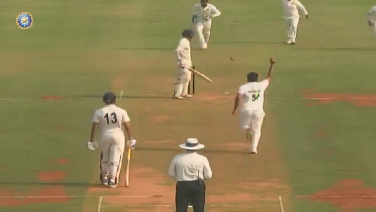 dropped from indian test team for england series, star fast bowler picks up 6 wickets in ranji trophy – watch