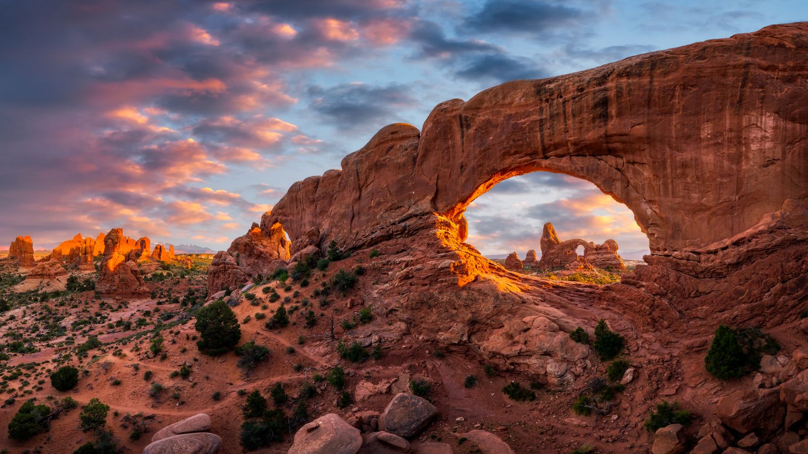 <p>Arches National Park offers visitors over 2,000 natural sandstone arches to discover, including the iconic Delicate Arch and Landscape Arch, the fifth-longest in the world. Driving the scenic park road, visitors will have views of Balanced Rock and the Windows Section.</p>