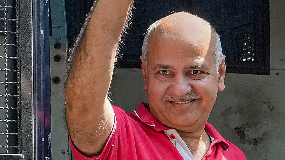 'my liberty at stake': manish sisodia applies for bail in liquor policy case